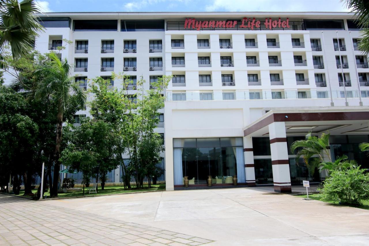 Akore Myanmar Life Hotel Янгон Экстерьер фото